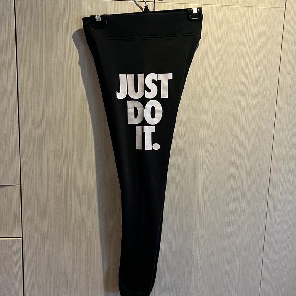 Nike JUST DO IT crop tight